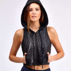 KORAL Activewear Polar Quilted Chevron Cropped Sport Vest
